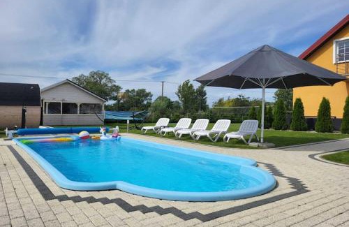 Gaski Apartment | Apartment near Baltic Sea and Lighthouse
