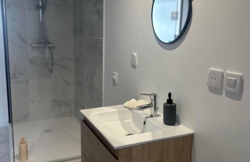 Castres Apartment | Apartment near downtown exhibition center