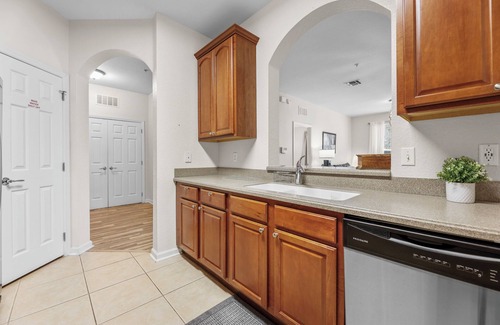 Williamsburg Apartment | Apartment near epic universal and OCCC Conv Center