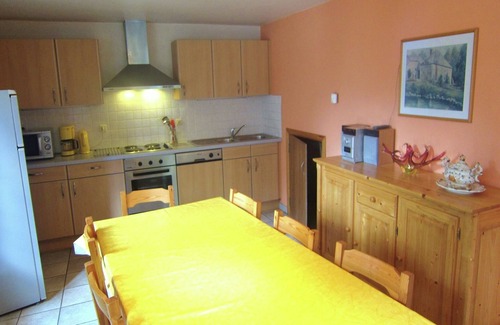 Treignes House | Apartment near Forest and Hiking Trails
