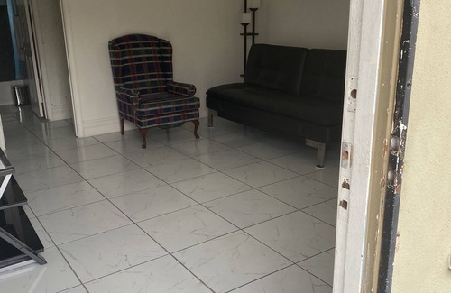 Hawthorne Apartment | Apartment Near LAX airport #B