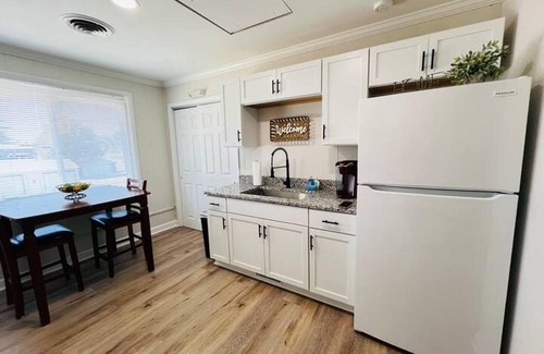 Gary Apartment | Apartment Near Merrillville BP