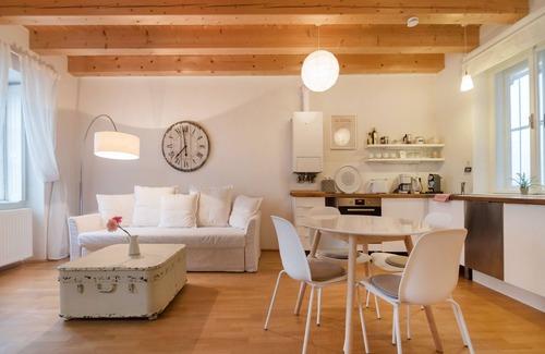 Hietzing Apartment | Apartment near subway