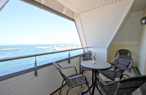 Wiek Apartment | Apartment near the harbor with balcony and sea view - Hafenhäuser Wiek 06
