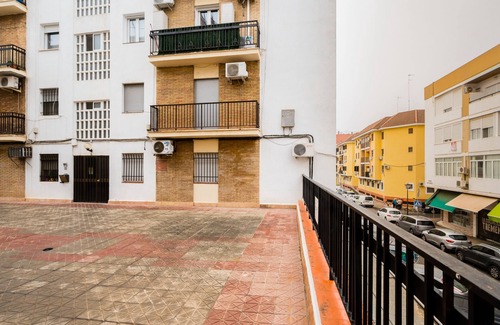 San Roque Apartment | Apartment near the center, garage and bicycles