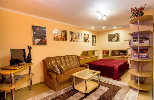 Kherson Apartment | Apartment near the Central Market in the City Center