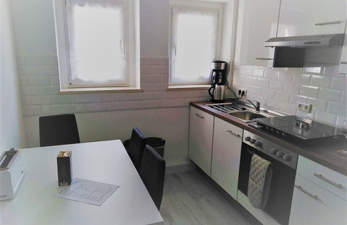 Wahren Apartment | Apartment near the house Auensee with fully equipped kitchen, 1st floor