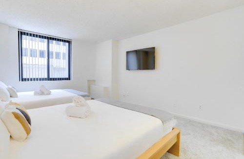 Crystal City Apartment | Apartment Near to Metro Station at Crystal city