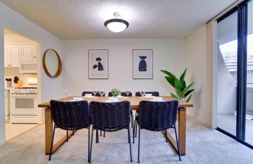 Crystal City Apartment | Apartment Near to Metro Station at Crystal city