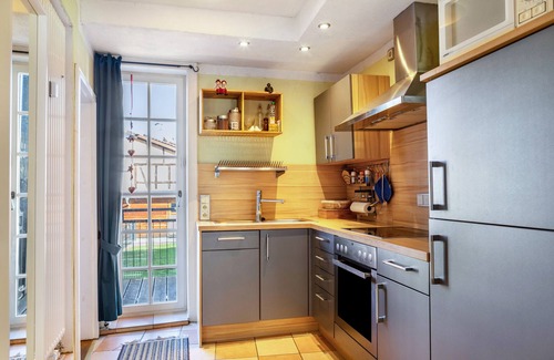Lauterbach Apartment | Apartment 'Neele' with Shared Garden, Balcony and Wi-Fi