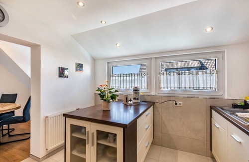 Marienthal Apartment | Apartment 'New Look' with Mountain View, Balcony and Wi-Fi