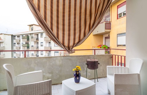 San Giorgio-Librino-San Giuseppe la Rena-Zia Lisa-Villaggio Sant'Agata Apartment | Apartment 'Nigido Holiday Houses Simona' with Sea View, Wi-Fi and Air Conditioning