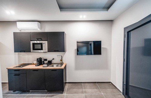 Marathias Apartment | Apartment 'Nima 2' with Shared Terrace, Wi-Fi and Air Conditioning