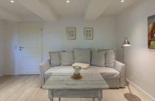 Tetenbull Apartment | Apartment Nis Puck in Tetenbüll for up to 4 people