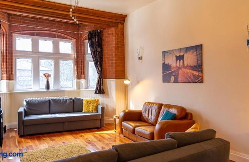 Whitefield Apartment | Apartment No 1 - The Old Red King Pub, Whitefield, Manchester