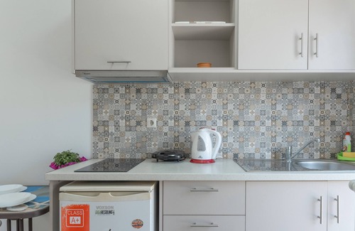 Panormos Apartment | Apartment 'No 13' with Shared Pool, Wi-Fi and Air Conditioning