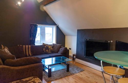 Whitefield Apartment | Apartment No.2 - The Old Red King Pub MCR