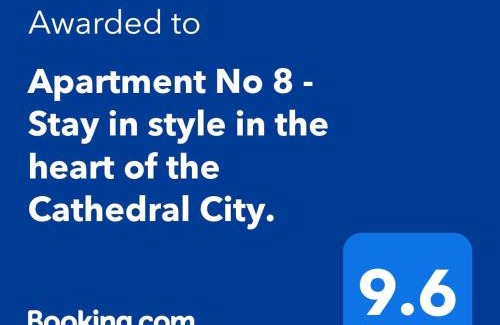 Truro Apartment | Apartment No 8 - Stay in style in the heart of the Cathedral City.