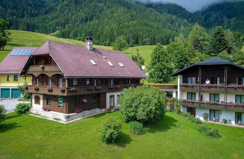 Gnesau Sonnleiten Apartment | Apartment "Nockberge" - Pension & Apartment Sonnleiten