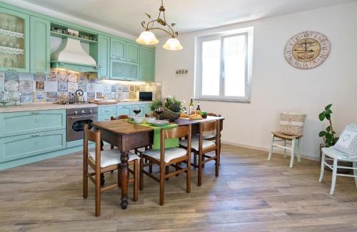 Vercana Apartment | Apartment Nonna Nina by Interhome