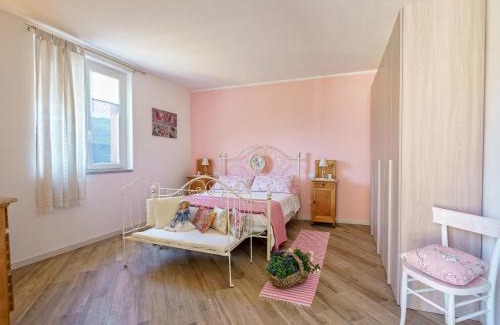 Vercana Apartment | Apartment Nonna Nina by Interhome