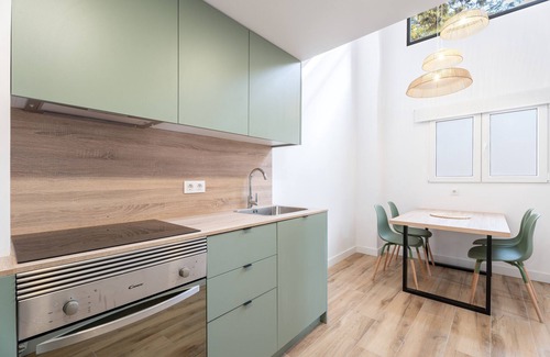 Nou Moles Apartment | Apartment 'Nou Moles' with Wi-Fi and Air Conditioning