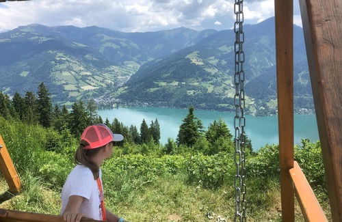 Kaprun Apartment | Apartment 'Nr 12 Haus Voglreiter' with Mountain View, Shared Garden and Wi-Fi