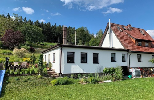 Klingenthal Apartment | Apartment Oberzwota "On the sunny side"