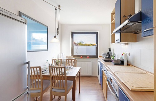 Wesel Apartment | Apartment 'Obrighoven' with Balcony and Wi-Fi