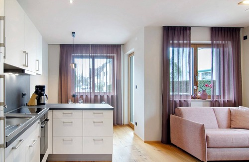 Herbertingen Apartment | Apartment 'Obstgarten' with Private Terrace and Wi-Fi