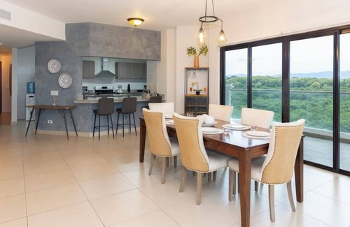 El Palmar Condo | Apartment of 3 bdr w/ensuite/Pool and easy beach access 🏢 🌞 🌅 🌊