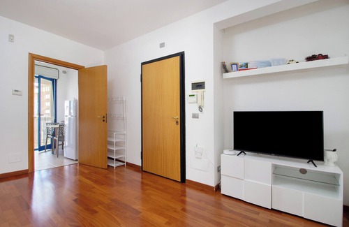 Municipio 3 Apartment | Apartment 'Oltremare' with Sea View, Wi-Fi and Air Conditioning