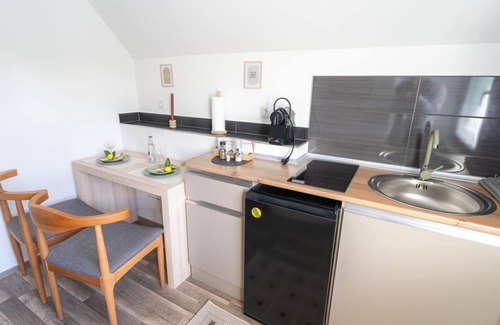 Oberhonnefeld-Gierend Apartment | Apartment - on 2 floors - Colakation GmbH