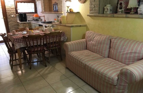Cassia Apartment | Apartment on a family house