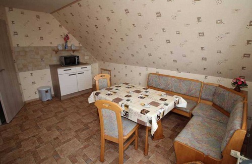 Leer Apartment | Apartment on the Kaiserwald, 15191 - Ferienwohnung am Kaiserwald