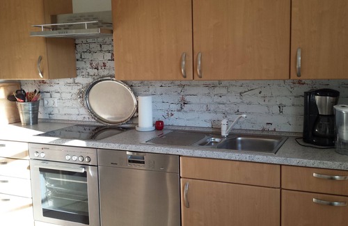 Ernsthausen Apartment | Apartment on estate with watermill and lots of nature