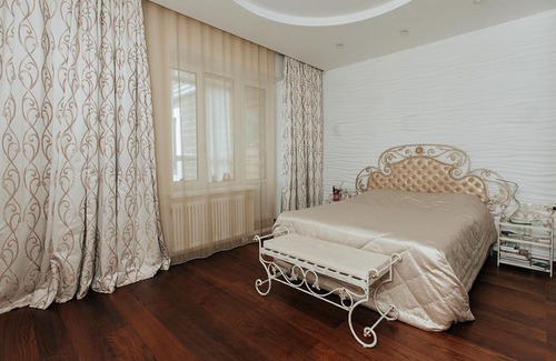 Petrogradskaya District Apartment | Apartment on Glukhaya Zelenina 2