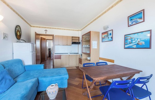 Solarolo Apartment | Apartment On the Beach Manerba del Garda with Pool, Garden & Wi-Fi