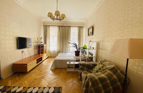 Vladimirskiy Apartment | Apartment on Kolomienskaia