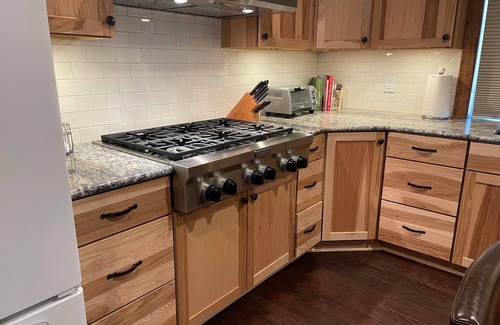 Corvallis Apartment | Apartment on Private Small Ranch - Sapphire Mtns