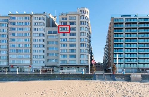 Mariakerke Apartment | Apartment on Seafront near Casino