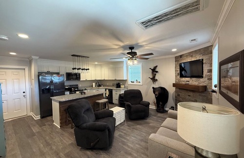 Deep Run Apartment | Apartment on the farm