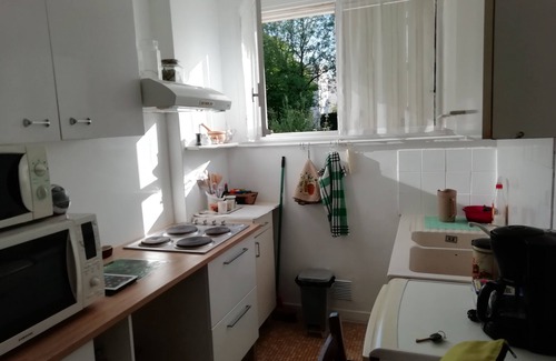 Le Mans Apartment | Apartment on the ground floor over-high (8 steps)