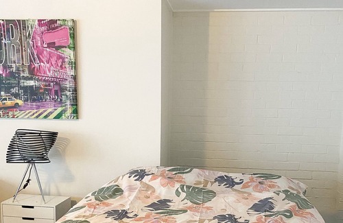 Castle Hill Apartment | Apartment on the Hill