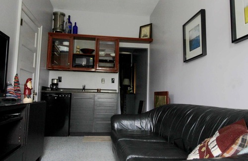Zelienople Apartment | Apartment on the Park