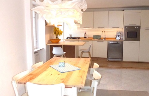 Imperia Apartment | APARTMENT ON THE PARASIO: in the quiet old town, walking distance to the beach