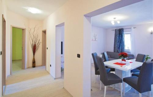 Orbanici Apartment | Apartment Orbanici 03