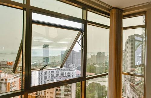 Luanda Apartment | Apartment overlooking Luanda Bay