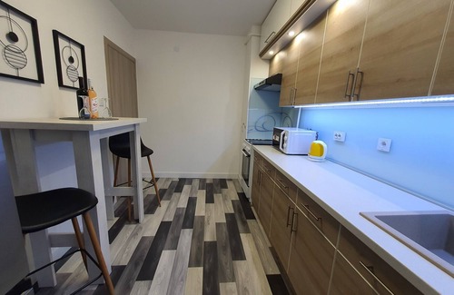 Nasice Apartment | Apartment Pallaton - One Bedroom Apartment with Balcony
