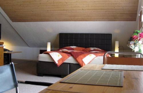 Sachsenheim Apartment | Apartment Panorama, 33.5 sqm, max. 3 people